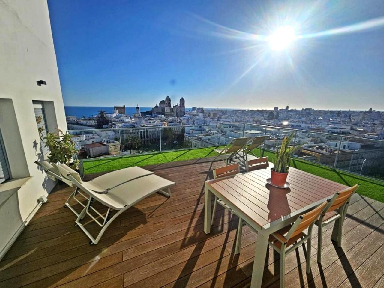 Skyline - Penthouse With 50M2 Private Terrace And Stunning Views Apartamento Cádis Exterior foto