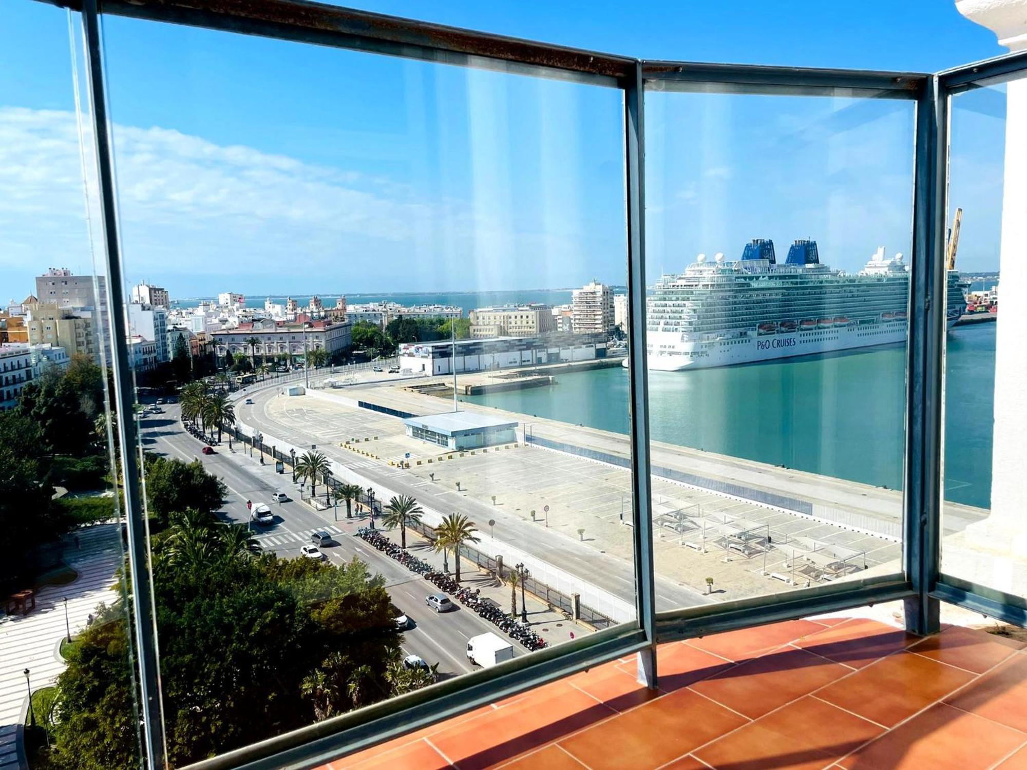 Skyline - Penthouse With 50M2 Private Terrace And Stunning Views Apartamento Cádis Exterior foto